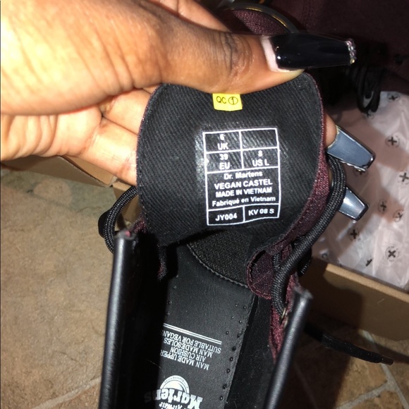 Dr. Marten boots (burgundy) - Picture 1 of 3